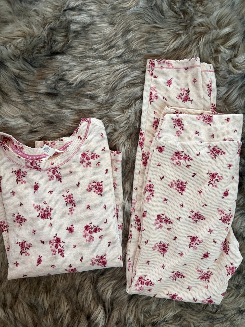 LAURA ASHLEY Thermal Pajama Set Under Garment Set